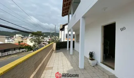 CASA MOBILIADA 4 QUARTOS ACEITA PERMUTA NAÇÕES BC