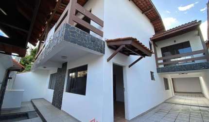 EXCELENTE CASA 3 DOR CENTRO DE BALNEÁRIO CAMBORIÚ