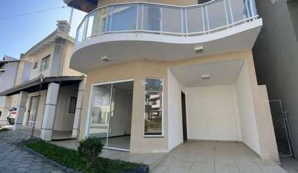 CASA SOBRADO PARCELAMENTO DIRETO PROP. CAMBORIU