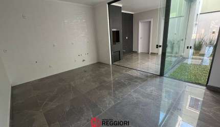 SOBRADO DUPLEX ALTO PADRÃO 3 SUÍTES EM CAMBORIÚ