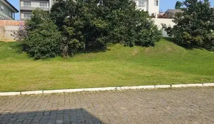 LOTE PLANO ALTO PADRÃO EM COND. FECHADO ARIRIBA BC