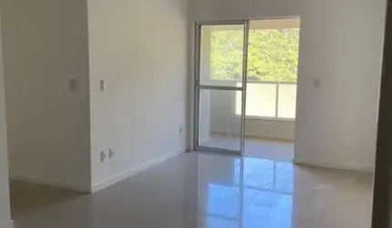 APT 3 DORM SENDO 1 SUÍTE ENORME