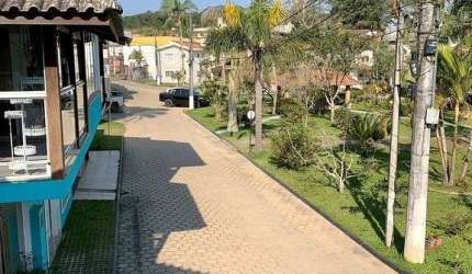 CASA 3 DOR CONDOMÍNIO FECHADO ACEITA PERMUTA BC