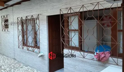LER DESCRIÇÃO!! 3 CASAS NO MESMO TERRENO!!