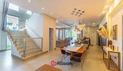 CASA ALTO PADRÃO 4 SUÍTES E 4 VAGAS CAMBORIÚ SC