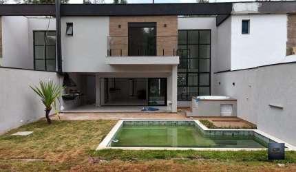 Casa a venda em Condomínio Balneário Palmyra 04 Suítes, Piscina, Hidromassagem - Ribeirão Pires/SP
