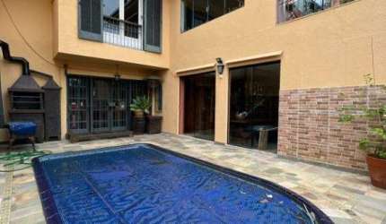 Casa com 04 Suítes 06 Vagas Piscina área Gourmet para venda Bairro Vila Progredior Morumbi Próximo Hospital Alber Einsten - São Paulo