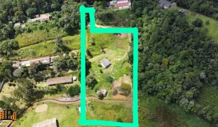 Chácara com Riacho, Pomar e Lago venda no Bairro Girassol 1,9KM da Rodovia Regis Bittencourt - São Lourenço da Serra/SP.
