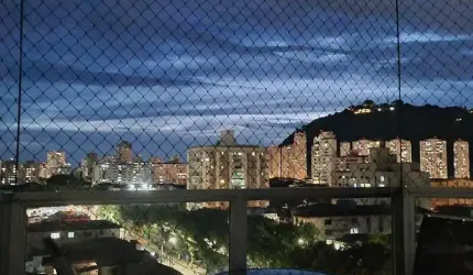 Cobertura duplex com 215,41 m² à venda, 3 dormitórios, 1 suite, 2 vagas, no bairro Vila Belmiro em Santos!