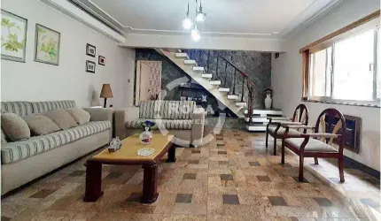Casa à venda, 4 quartos, 2 suítes, 4 vagas, Vila Belmiro - Santos/SP
