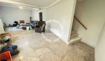 Casa | 3 Quartos (1 Suíte) | 165m² | Ponta da Praia