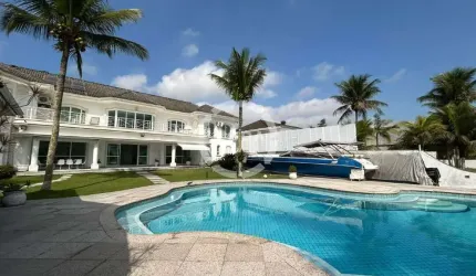 Casa a venda na Marina no Guarujá