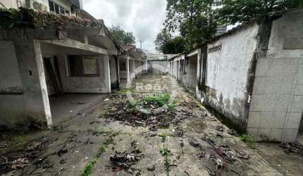 Área à venda no bairro da Encruzilhada