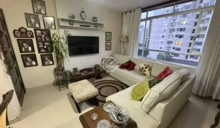 Apartamento no bairro do Boqueirão Amplo e Reformado