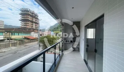 Casa Sobreposta Alta Nova à Venda no Marapé – 3 Dorms, 3 Suítes e 2 Vagas!