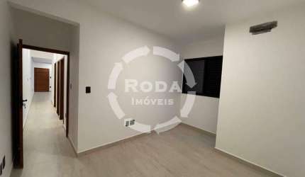 Casa Sobreposta Baixa Nova à Venda no Marapé – 3 Dormitórioss e 2 Vagas!