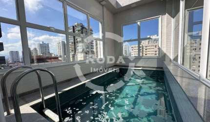 Cobertura Duplex com 3 Quartos na quadra da Praia - Embaré