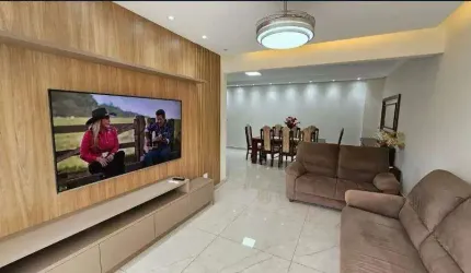 Apartamento de 140 m2 de área útil na Ponta da Praia