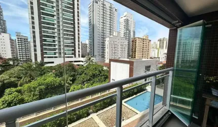 Apartamento frente com 3 dormitórios (1 Suíte) 1 vaga demarcada 2 Quadras da Praia à venda na Pompéia - Santos