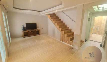 Lindo Sobrado à Venda com 285m², 2 Quartos e 3 Vagas no Osvaldo Cruz