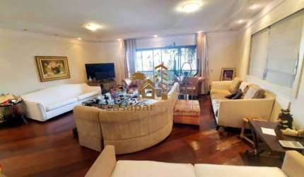 Amplo Apartamento à Venda com 242m², 4 Quartos e 4 Vagas no Santo Antônio