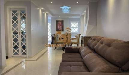 Sobrado à Venda em Condominio Fechado,165m² com 3 Quartos e Lazer Completo