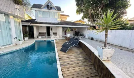 Casa de 5 quartos na rua sem saida à venda perto do colegio e comercio do bairro, Rio Tavares, Flor