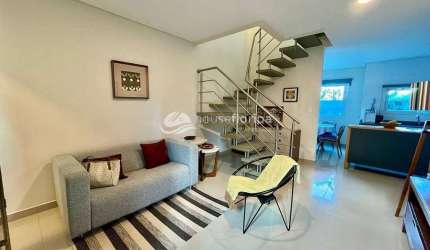 Casa à venda em condomínio planejado, totalmente mobiliada, com 3 dormitórios, no Ribeirão da Ilha,