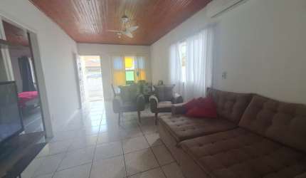Casa Residencial em Guarda do Cubatão