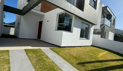 Casa Residencial em Balneario dos Açores
