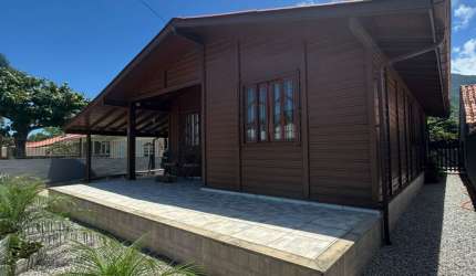 Casa Residencial em Praia de Fora