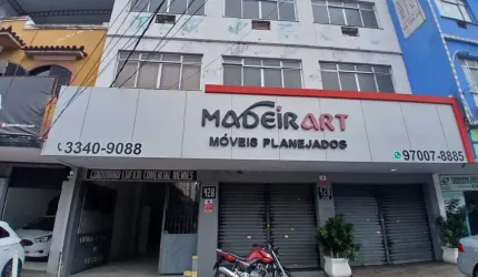 Prédio Comercial com 20 Salas e 1 Loja