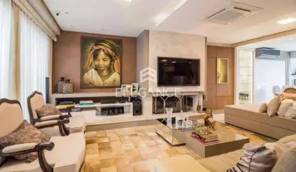 Elegance imóveis vende casa de condomínio, 324m, 4 dormitórios, 4 suítes, Spa, churrasqueira, piscina, 3 vagas de garagem/box. Comprar R$ 3.480.000,00