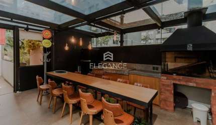 Elegance Imóveis vende apartamento garden desocupado com 169 m2 privativos, 2 dormitórios, suíte, 2 vagas box garagem. Petrópolis Porto Alegre