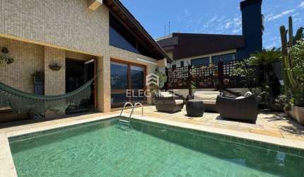 Cobertura Incrível para comprar com 290 m2, 3 (três) dormitórios e 3 (três) vagas, piscina, elevador, Moinhos de Vento Porto Alegre. Elegance Imóveis.
