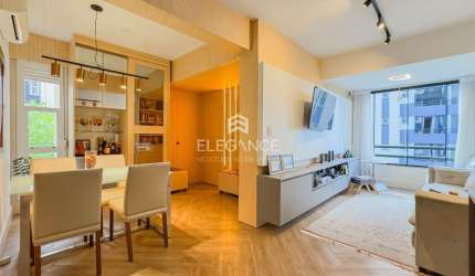 Elegance Imóveis vende apartamento semi-mobiliado com 74 m2, 2 dormitórios suíte, 1 vaga box garagem Boa Vista Porto Alegre.