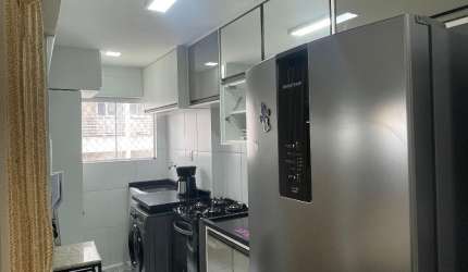 Alugo 2/4 mobiliado com 2 garagens R$ 4.500 já com as taxas