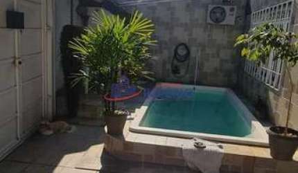 Sobrado com 3 quartos, Vila Milton, Guarulhos - R$ 980 mil, Cod: 12689