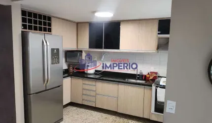 Sobrado de Condomínio com 3 dorms,