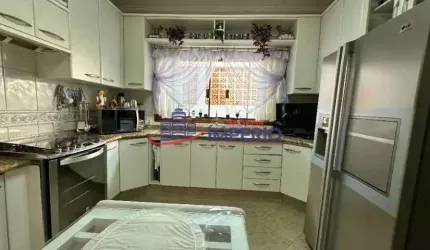Sobrado com 4 quartos, Jardim Santa Clara, Guarulhos - R$ 1.47 mi, Cod: 13589