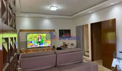 Casa com 3 quartos, Jardim São Luís, São Paulo - R$ 900 mil, Cod: 10111