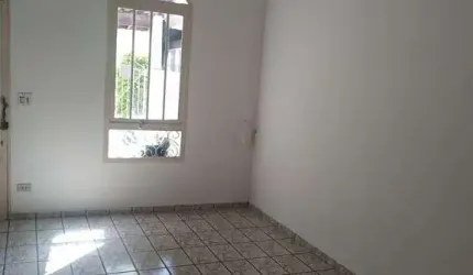 Sobrado no Tremembé 2 dormitórios 2 vagas!