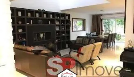 Casa em Condomínio Fechado na Vila Albertina!