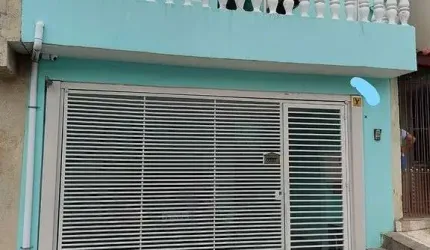 Casa Assobradada na Vl Nivi 3 dormitórios 2 vagas!