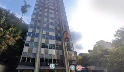 REF: 16.435 - Conjunto comercial na Cerqueira César,  150 m² a.u.,  com 2 vagas, 7 salas, copa, dois banheiros, área comum, ar condicionado.