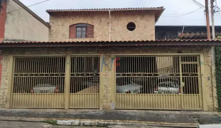 REF 17.022 - Ótimo sobrado na Vila Nhocune (Z. Leste SP), 131m² a.u., 170m² de terreno, 3  quartos, sala, cozinha, 4 banheiros e  4 vagas.
