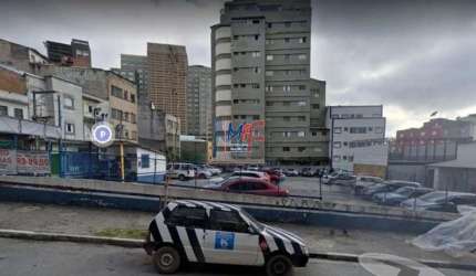 Excelente Terreno com  3 frentes no bairro Sé, com 175 m² a.c.. , 1.534 M² terreno, 3  testadas  ZONEAMENTO ZEIS-3 SEM PERMUTA. REF 11.278