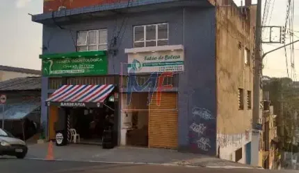 Excelente prédio comercial na Vila Paranaguá, com 650 m² a.c., 160 m² terreno ,  2 testadas, Zoneamento ZC. Estuda permuta (REF 18.180)