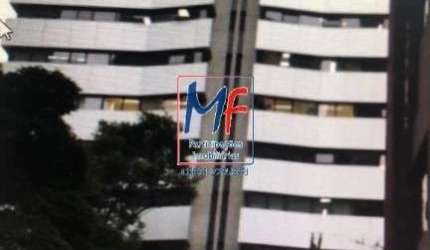 Excelente Conjunto Comercial Itaim Bibi,  62 m² a.u., 2 vagas, 2 banheiros, fácil acesso ao metrô. Locado Bom para Investidor . REF: 18.869