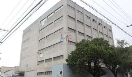 Excelente Prédio Comercial localizado no Brás. Com 9.313 m² de a.c., pé direito livre de 3,90m, 3 elevadores, garagem, banheiros. REF: 17.515
